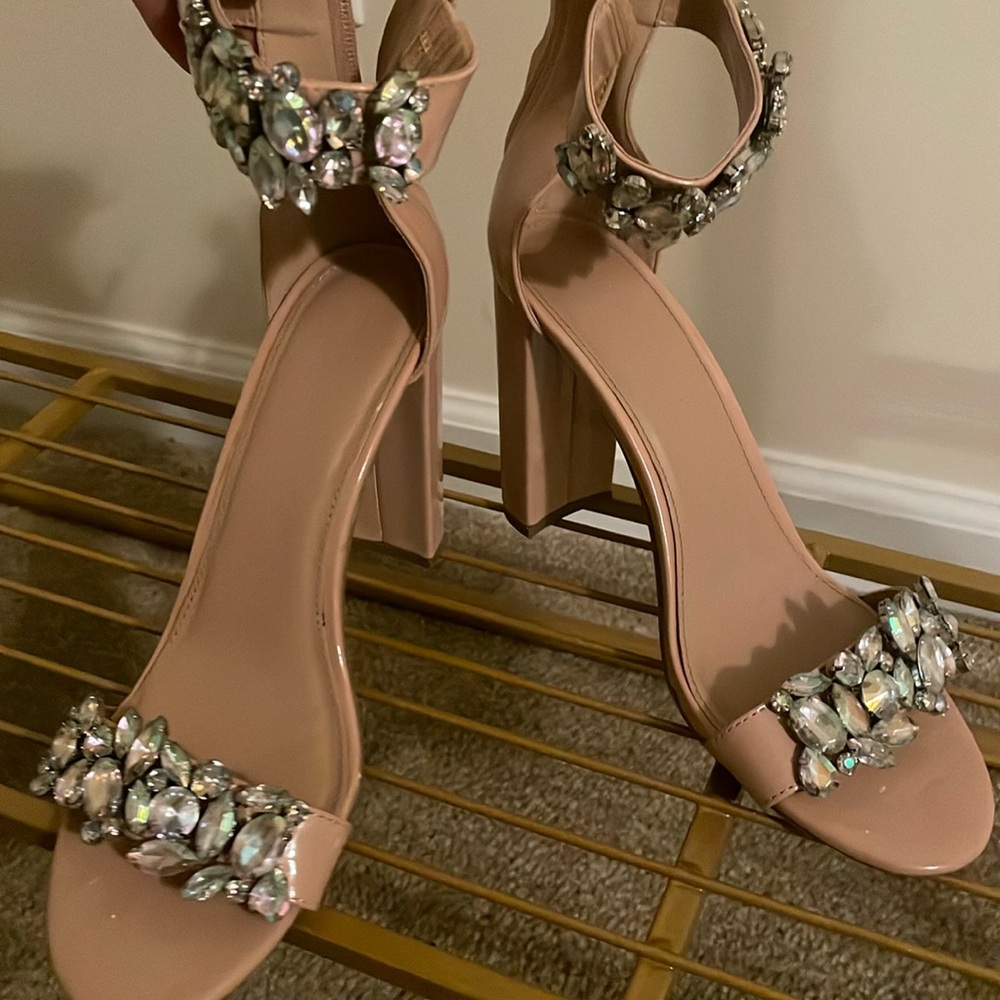 Charlotte Russe Sz 9